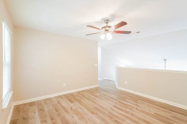 Building Photo - 104 Sumner Meadows Ct