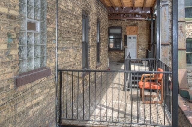 Building Photo - Gorgeous 2 bed 1 bath in the Edgewater area