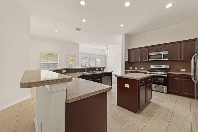 Building Photo - 9202 Sorrell Hollow Ln