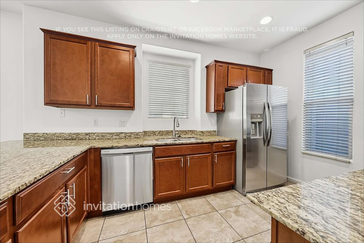 Building Photo - 1407 S Moccasin Trail