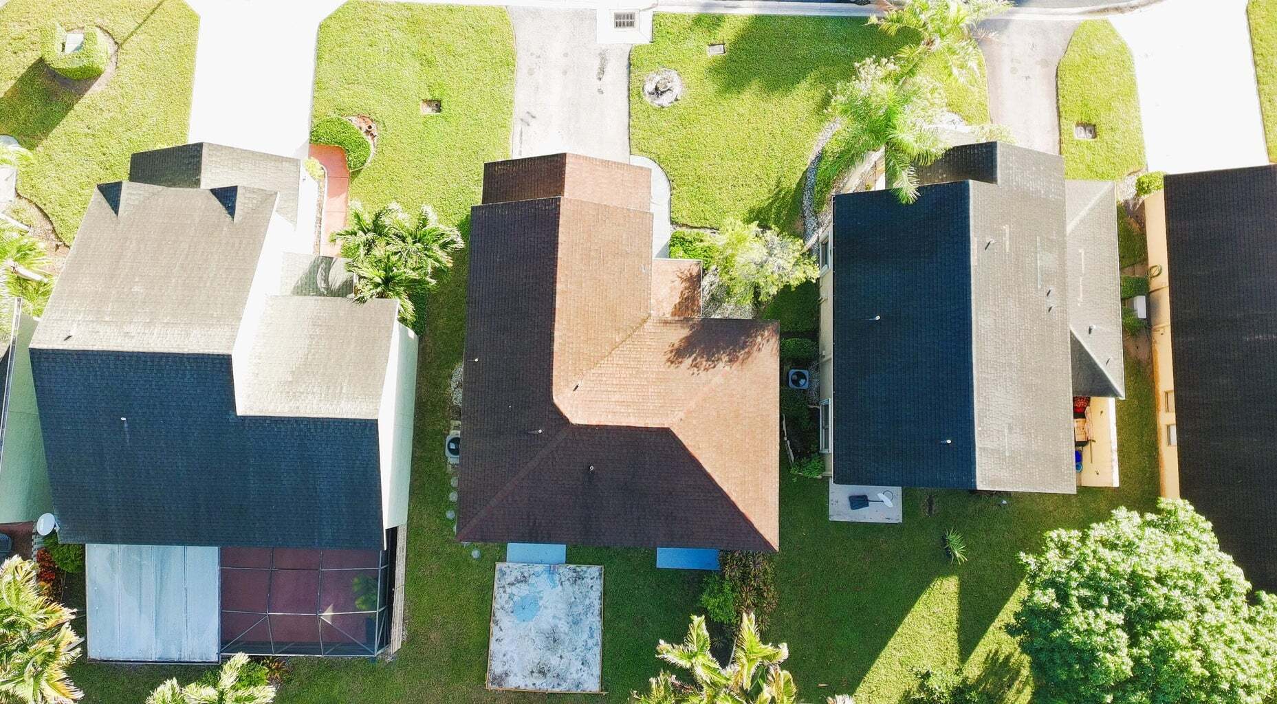 Building Photo - 5885 Northpointe Ln