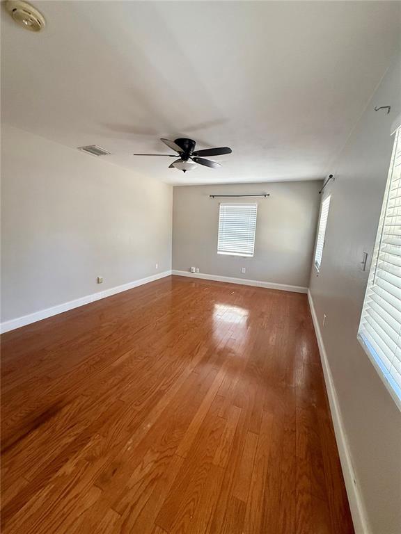 Building Photo - 1406 Ensenada Dr