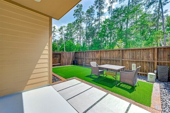 Building Photo - 50 Cheswood Manor Drive