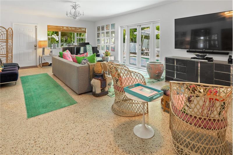 Building Photo - 202 32nd St