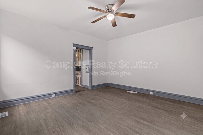 Building Photo - 510-512-512 Fassen St