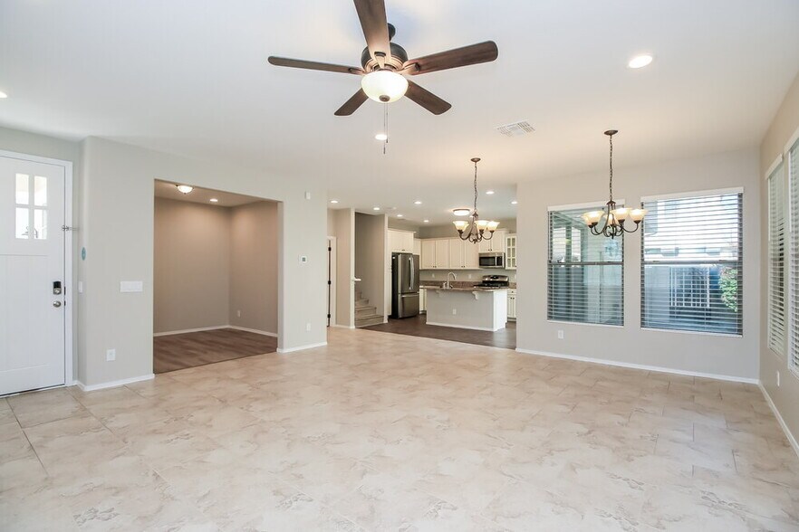 Building Photo - 4463 E Remington Dr