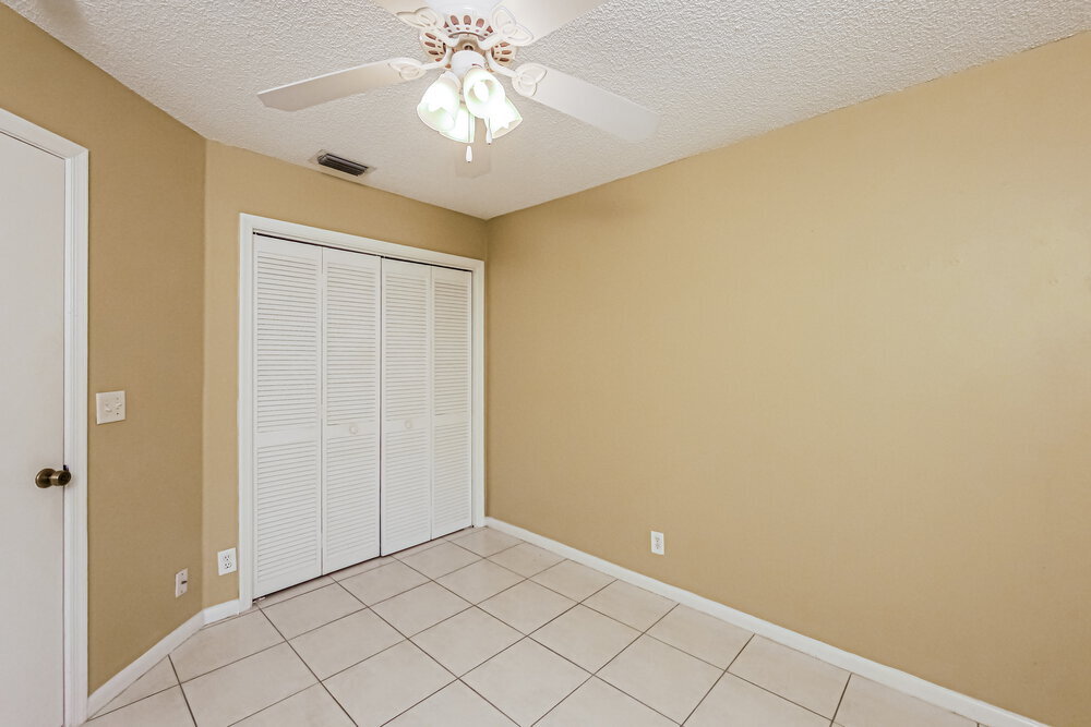 Building Photo - 5339 NW 99th Ln
