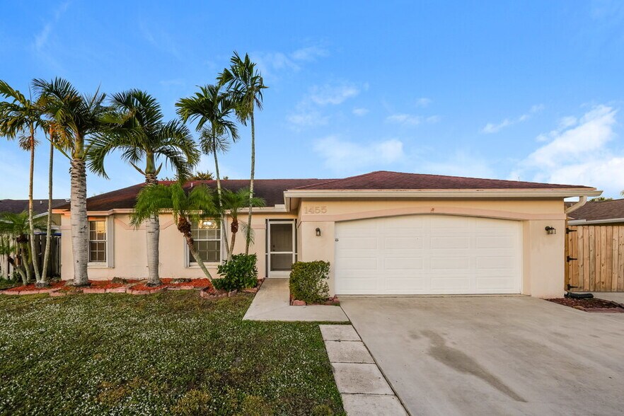 Primary Photo - 1455 Thornbank Ln