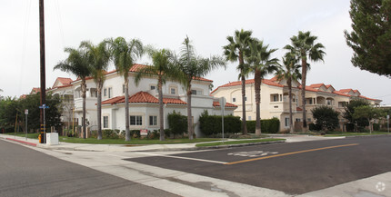 Building Photo - Pacific Breeze Townhomes