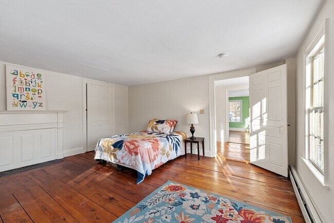 Building Photo - 25 Bulkeley Rd