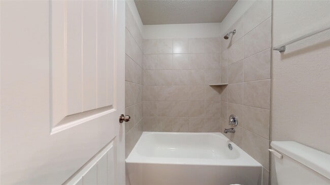 Building Photo - 3535 Cannon Dr