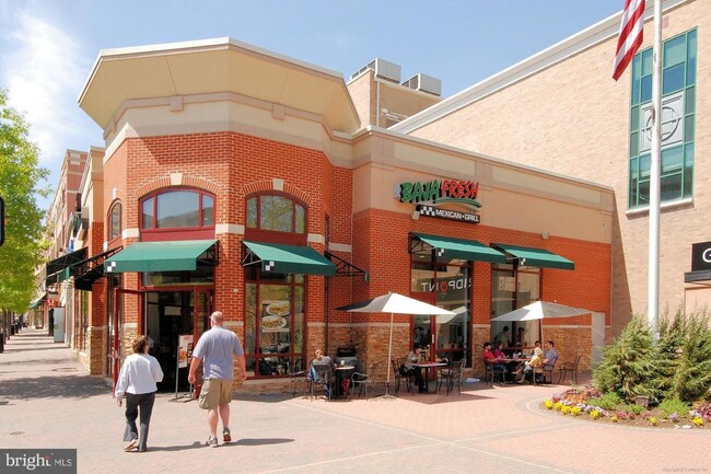 Building Photo - 1510 12th St N