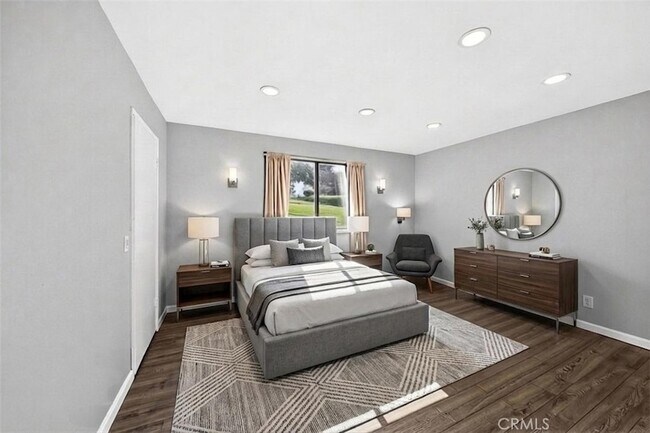 Building Photo - 13602 La Jolla Cir