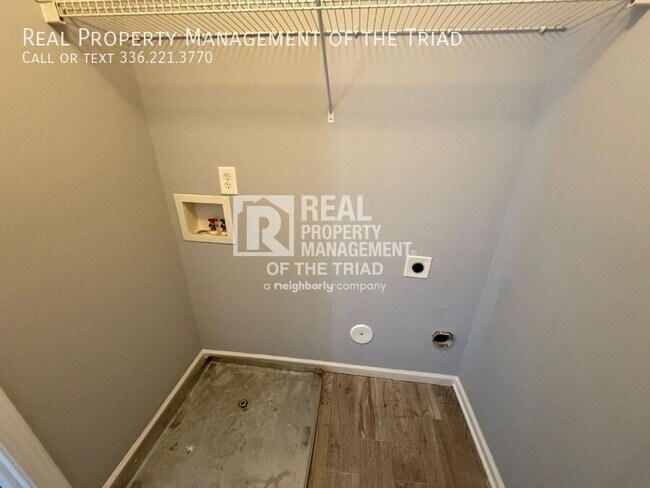 Building Photo - 1538 Castle Way