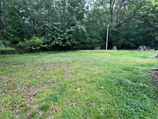 Building Photo - 922 S 27th St