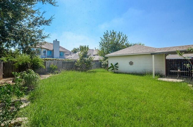 Building Photo - 13823 Eldridge Garden Cir