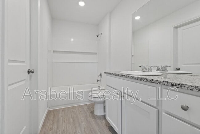 Building Photo - 13823 Ostrich Run