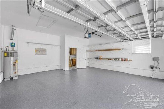 Building Photo - 4700 Bohemia Dr
