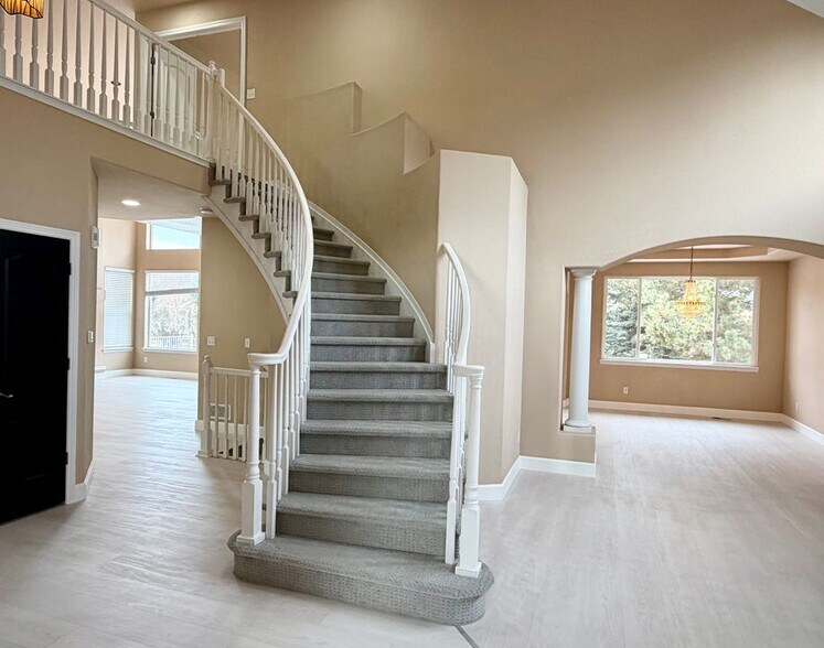 Building Photo - 22163 E Rowland Pl