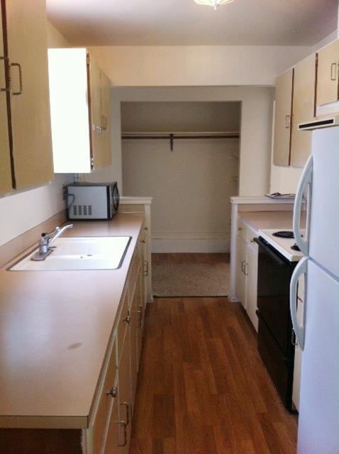 Building Photo - Cozy 2 Bed 1 Bath in Upper West Bremerton