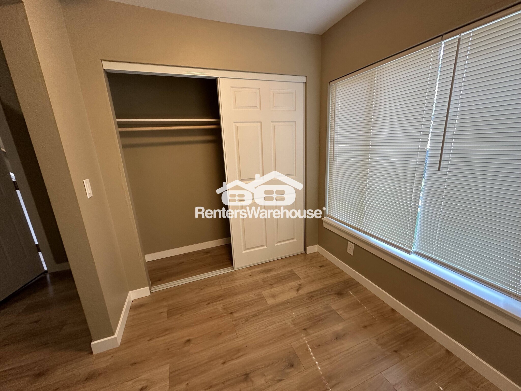 Building Photo - 616 S G St