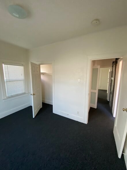 Building Photo - 1415 S Gaffey St