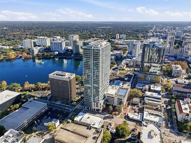 Building Photo - 150 E Robinson St