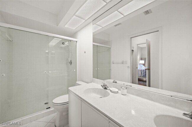 Building Photo - 3327 Olympic Dr
