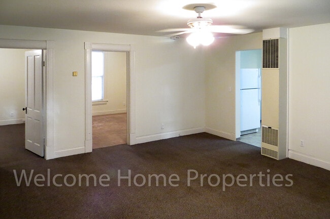 Building Photo - Comfortable 2 Bedroom Home With Shade Trees