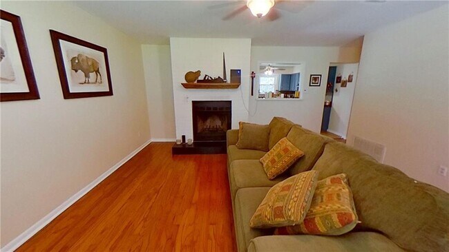 Building Photo - 12613 Crystal Creek Dr