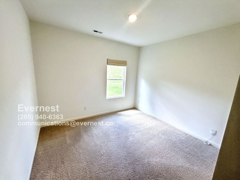 Building Photo - 1301 Chelsea Pk Trl