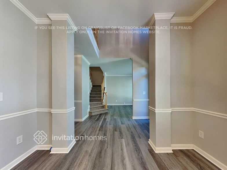 Building Photo - 4800 Tenby Dr