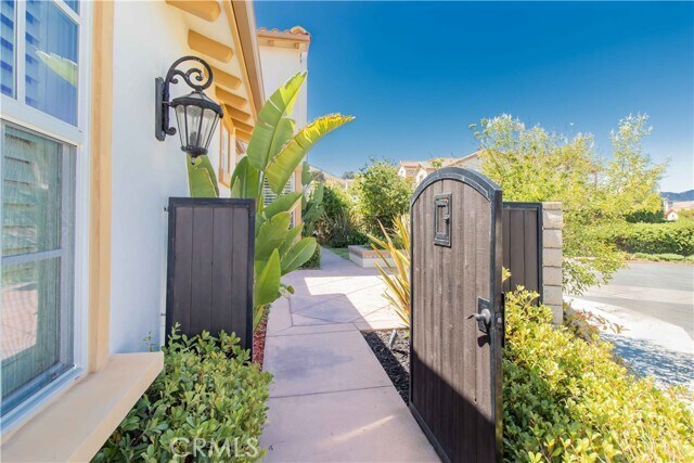 Building Photo - 4684 Luna Ct