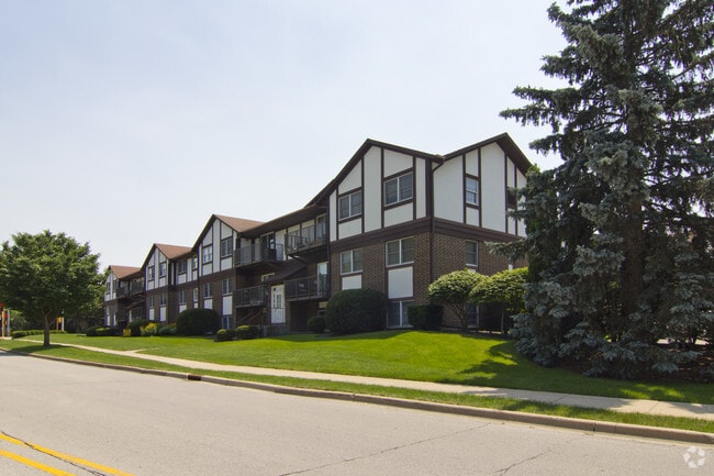 Building Photo - Ellwood View Apartments