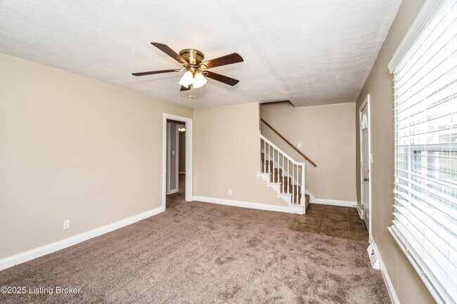 Building Photo - 110 Mills Dr