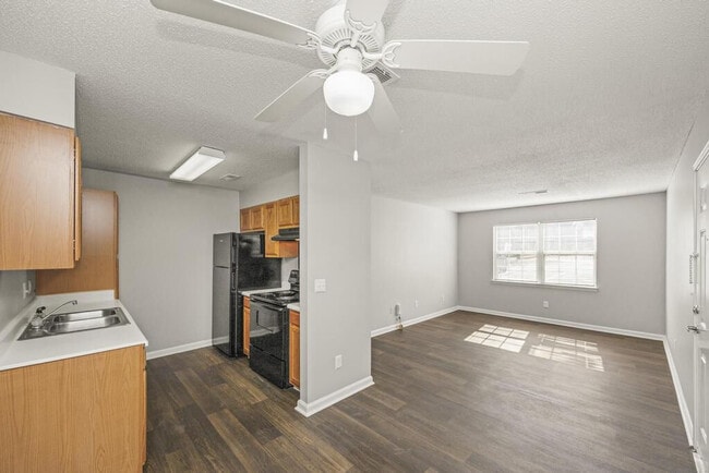 Building Photo - Ridgewood at Greenbrier