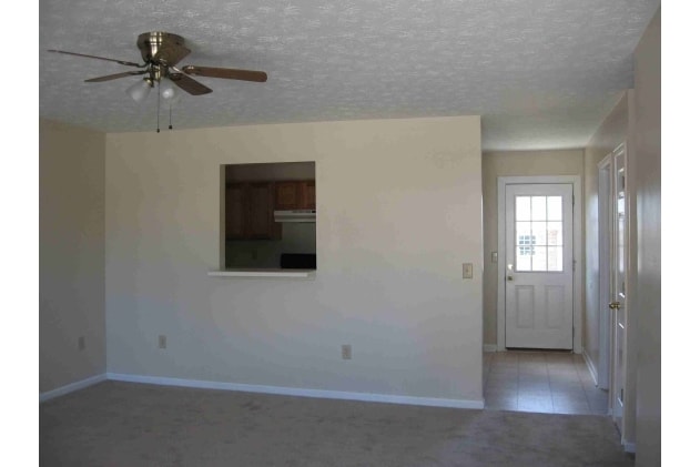 Living Room - Madison Square Duplexes