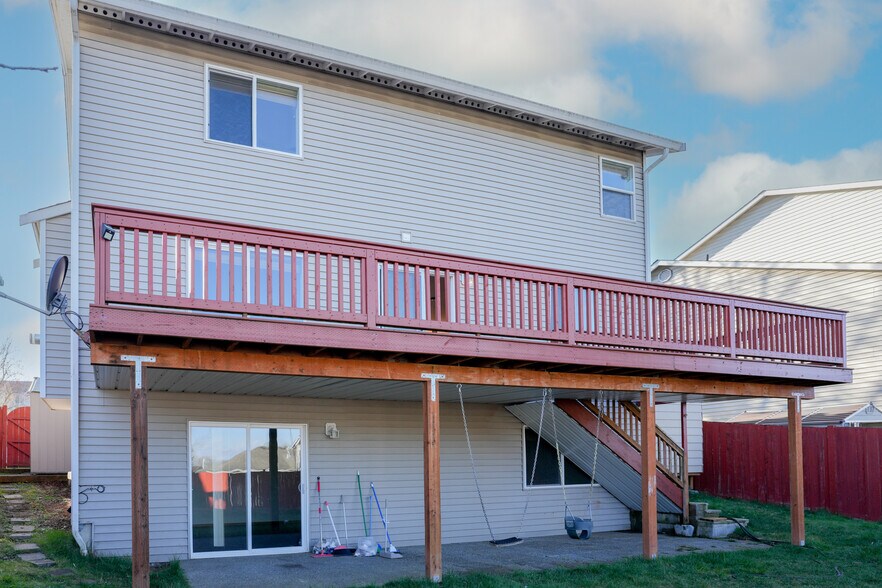 Building Photo - 9821 28th Dr SE
