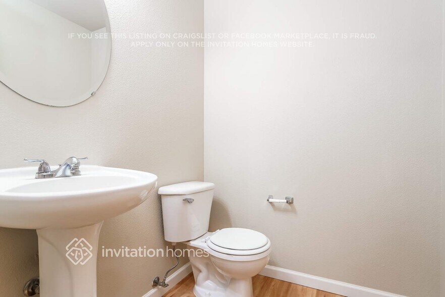 Building Photo - 17917 72nd Ave E