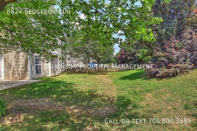 Building Photo - 8827 SedgeBurn Dr