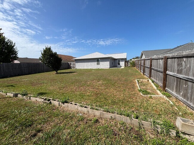 Building Photo - 509 Phillips Ct