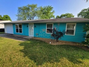 Building Photo - METICULOUSLY MAINTAINED COZY HOME