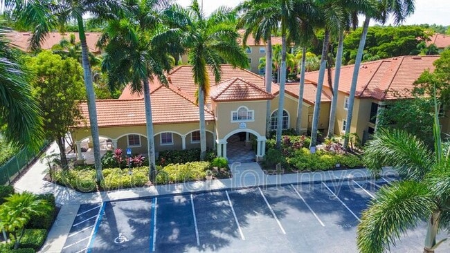Building Photo - 8861 colonnades Ct W