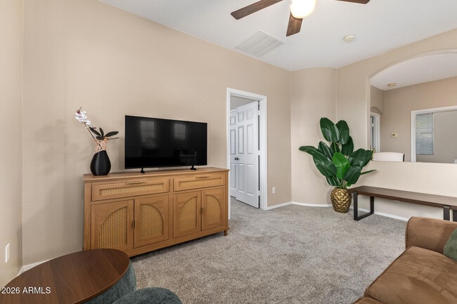 Building Photo - 3143 S Southwind Dr