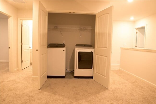 Building Photo - 25 Stoneybrook Dr