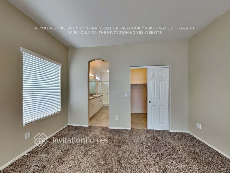 Building Photo - 13779 W Maui Ln