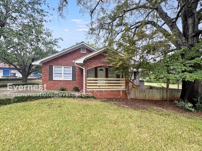 Primary Photo - 106 Sunrise Blvd