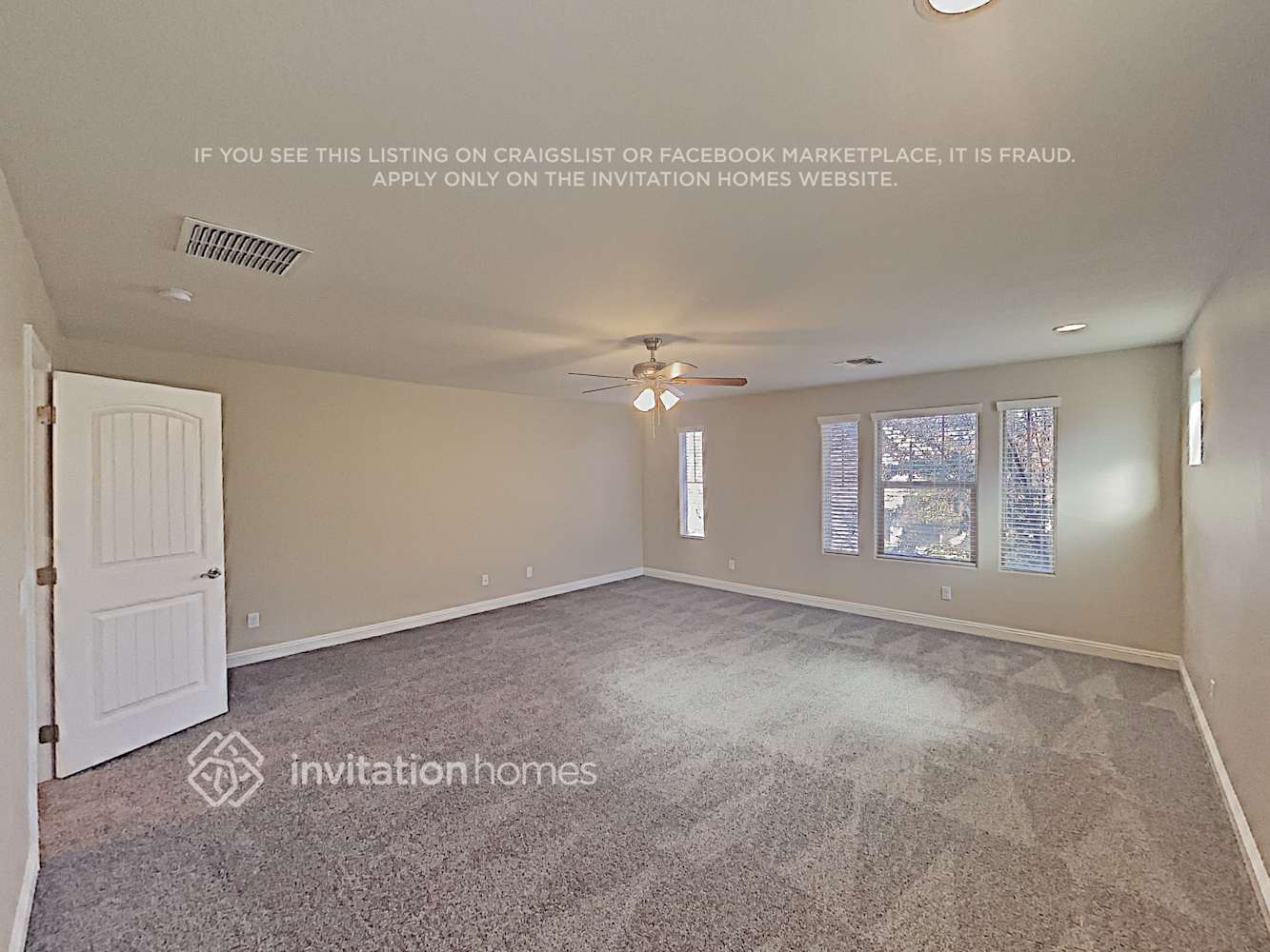 Building Photo - 3293 E Sheffield Rd