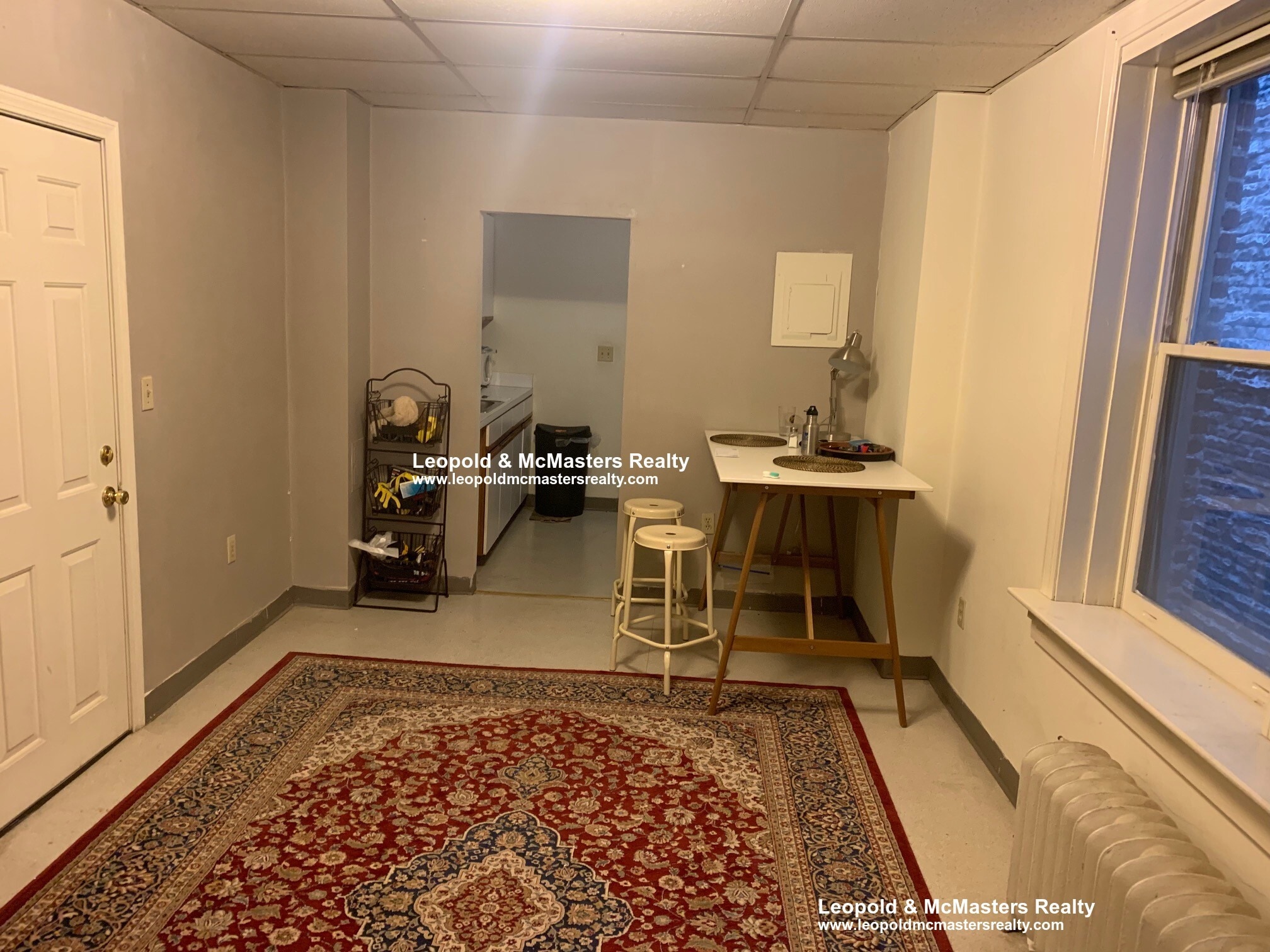 Building Photo - 31 Temple St