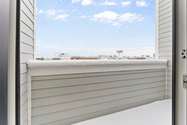 Building Photo - 24-28 Mt Pleasant St